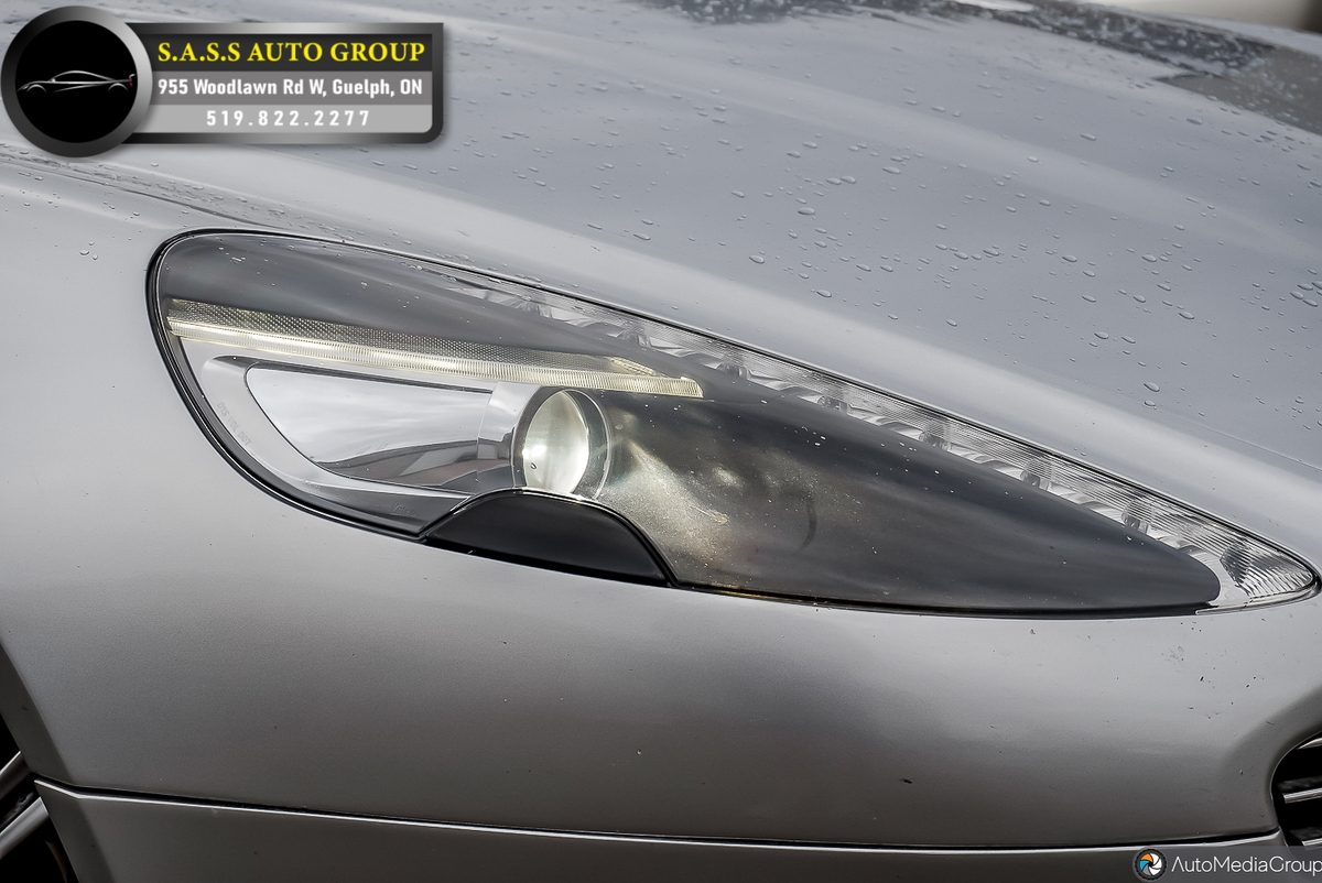 2011 Aston Martin Rapide photo 2