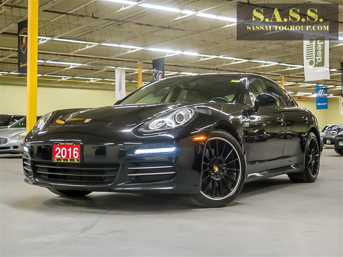 2016 Porsche Panamera 4 Edition