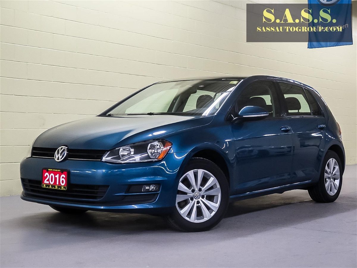 2016 Volkswagen Golf TSI S