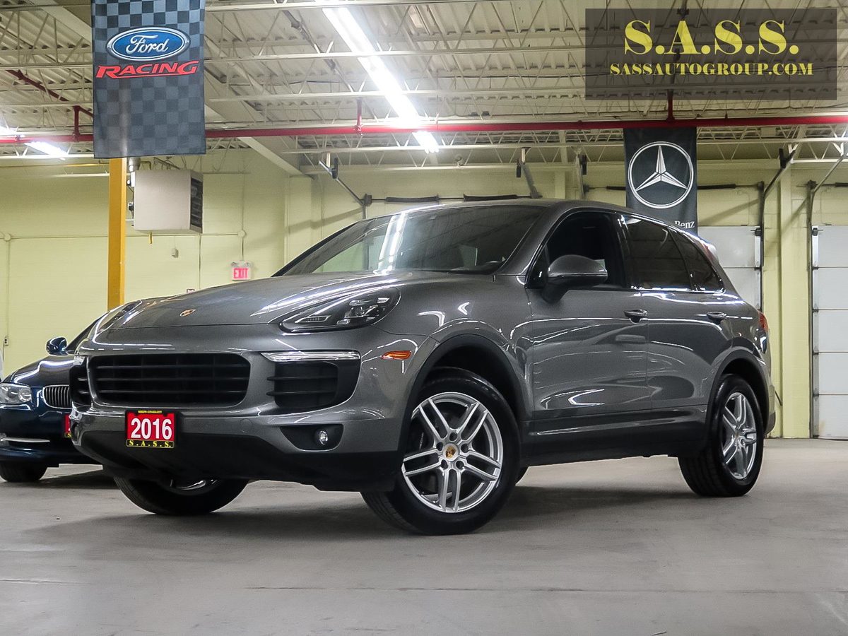 2016 Porsche Cayenne Base