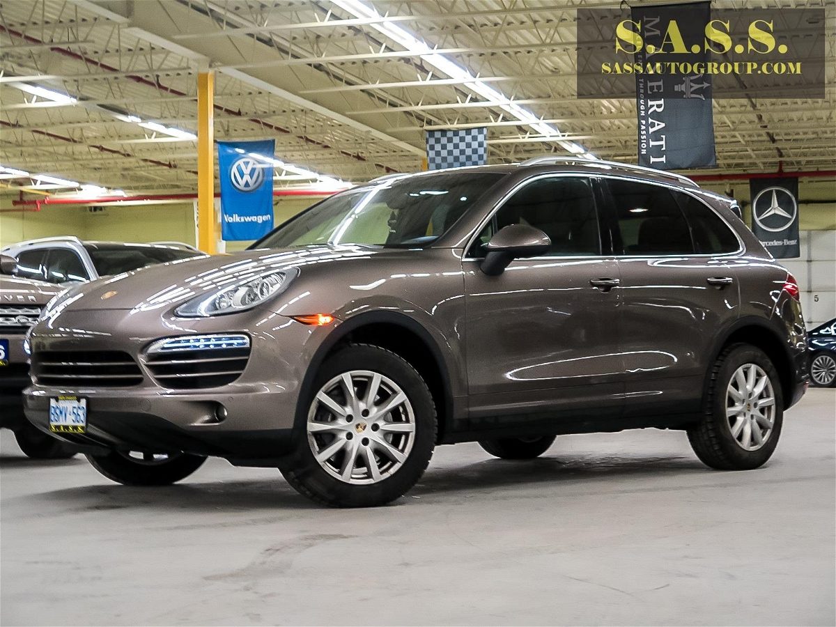 2013 Porsche Cayenne Base