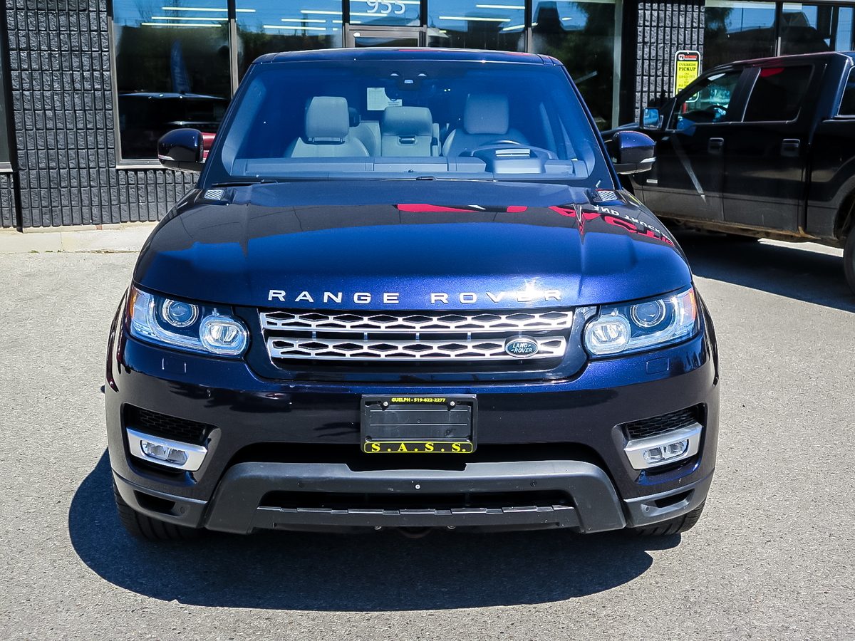 2017 Land Rover Range Rover Sport HSE photo 2