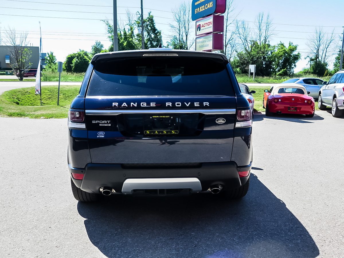 2017 Land Rover Range Rover Sport HSE photo 5
