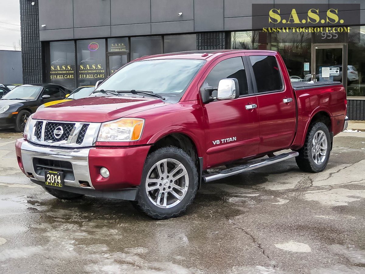 2014 Nissan Titan PRO-4X Crew Cab 4WD SWB