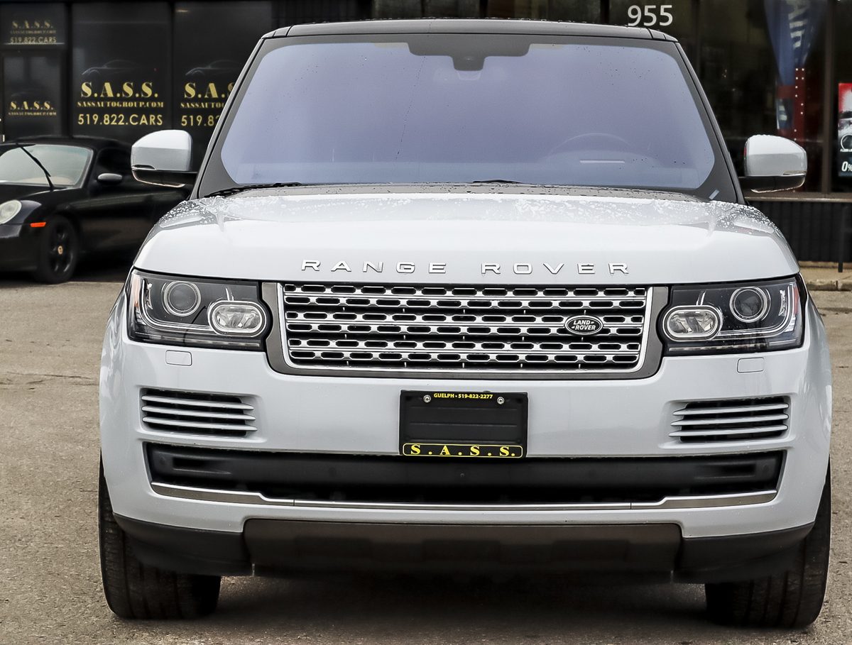2016 Land Rover Range Rover HSE photo 2
