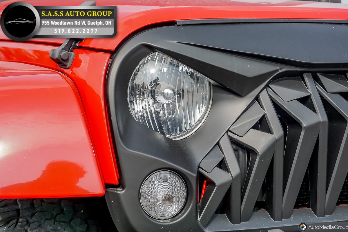 2015 Jeep Wrangler Sahara Unlimited photo 2