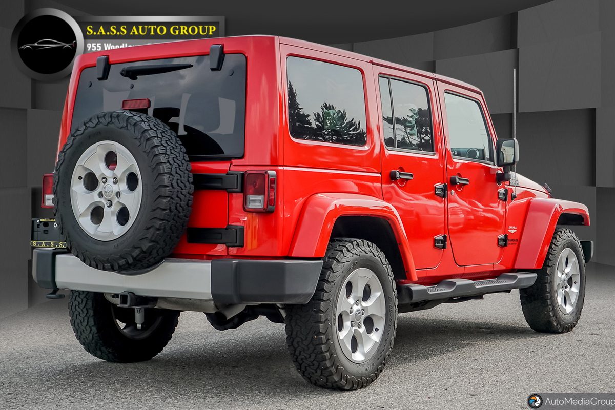 2015 Jeep Wrangler Sahara Unlimited photo 4