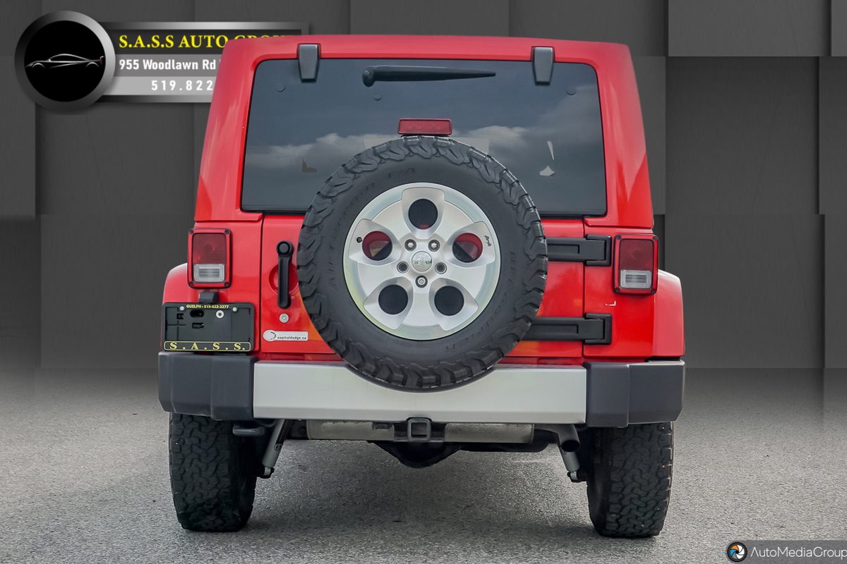 2015 Jeep Wrangler Sahara Unlimited photo 5