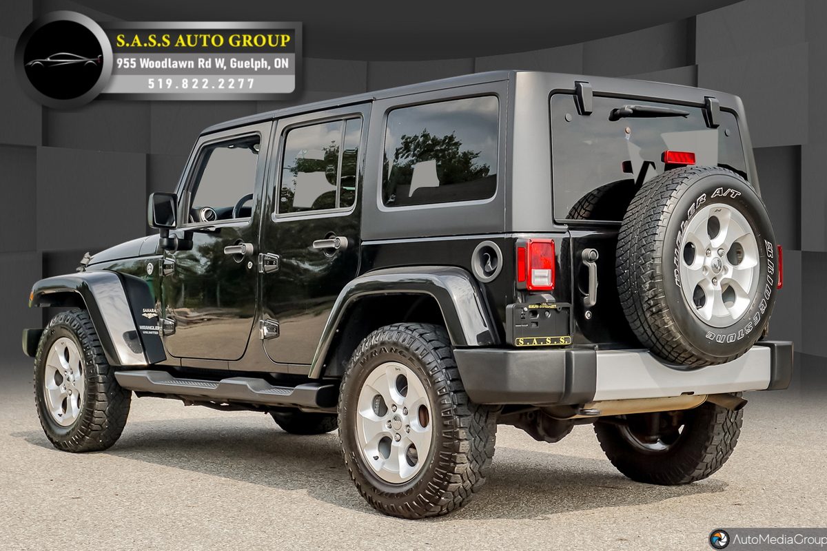 2015 Jeep Wrangler Sahara photo 5