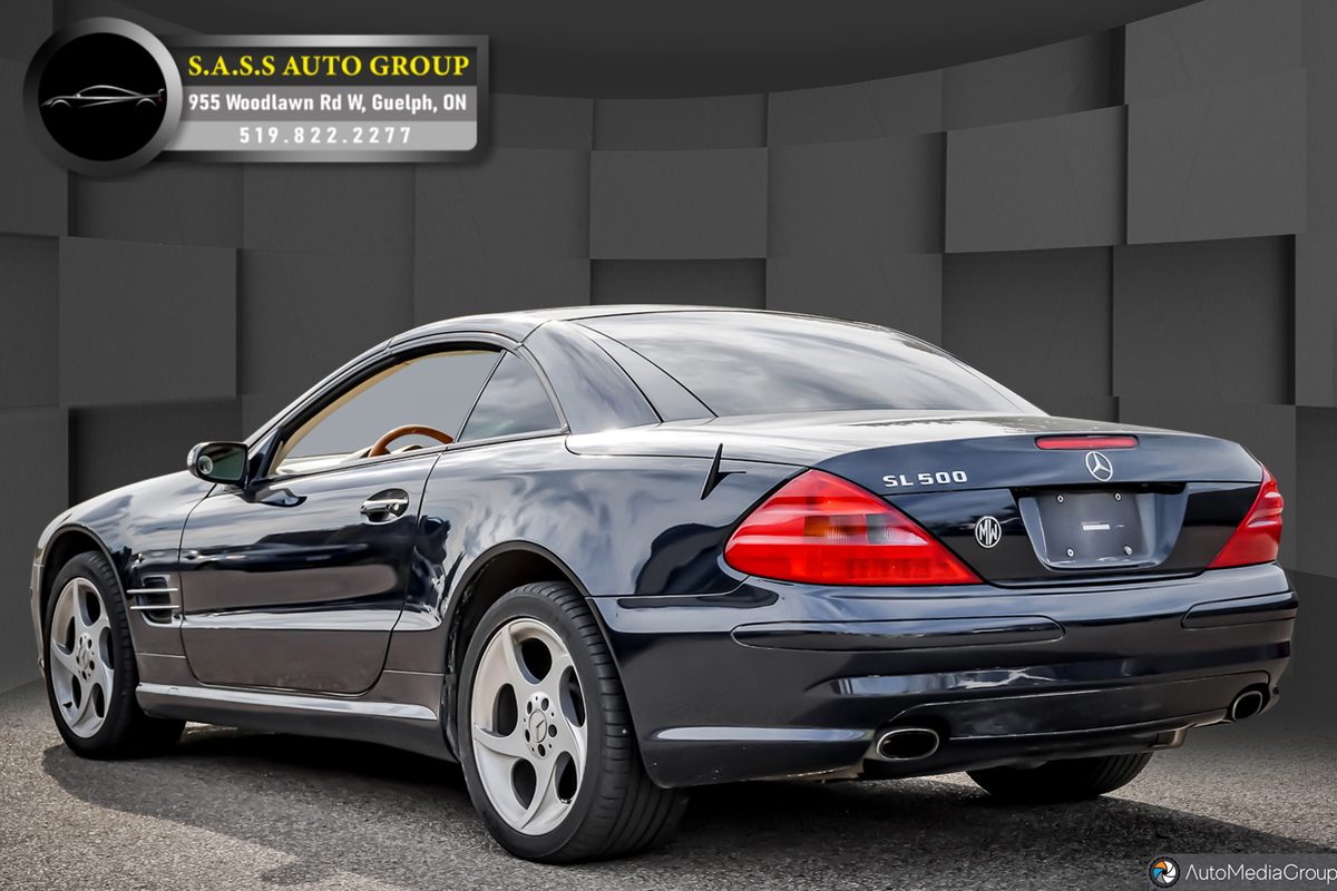2005 Mercedes-Benz SL500 photo 2