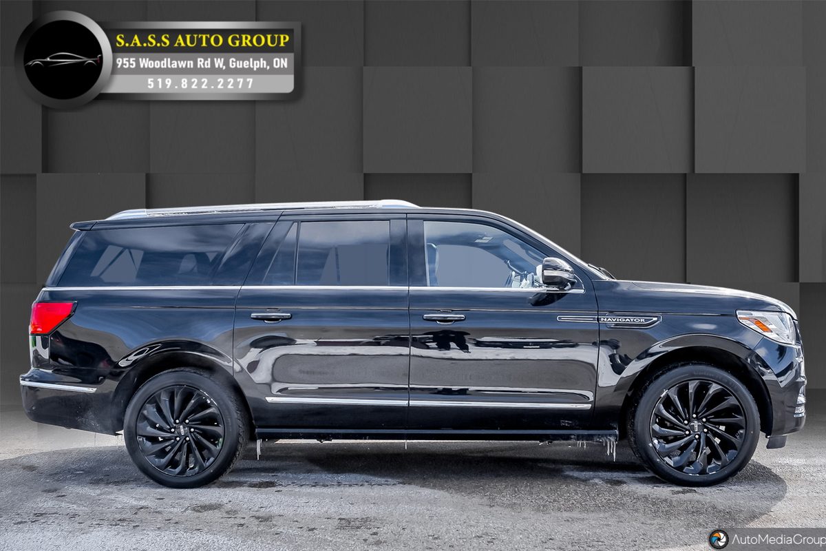 2021 Lincoln Navigator L photo 3