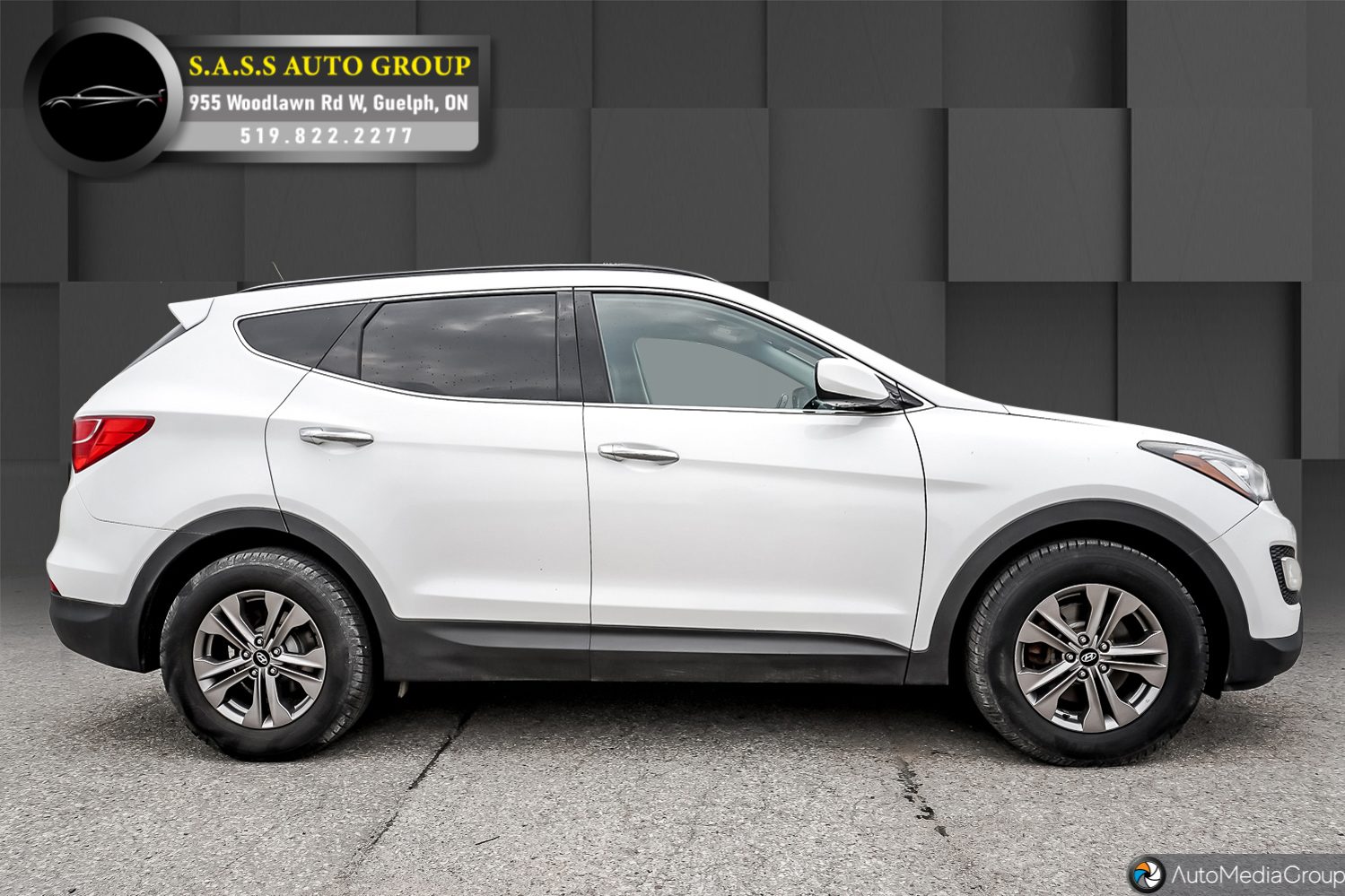 2015 Hyundai Santa Fe Sport GLS photo 3