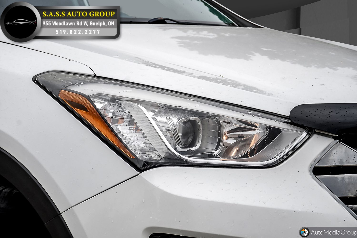 2015 Hyundai Santa Fe Sport GLS photo 2