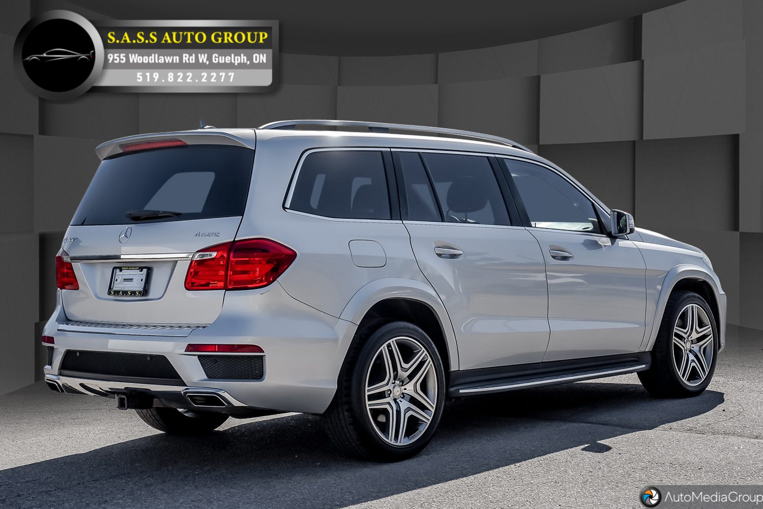 2013 Mercedes-Benz GL-Class GL550 4MATIC photo 4