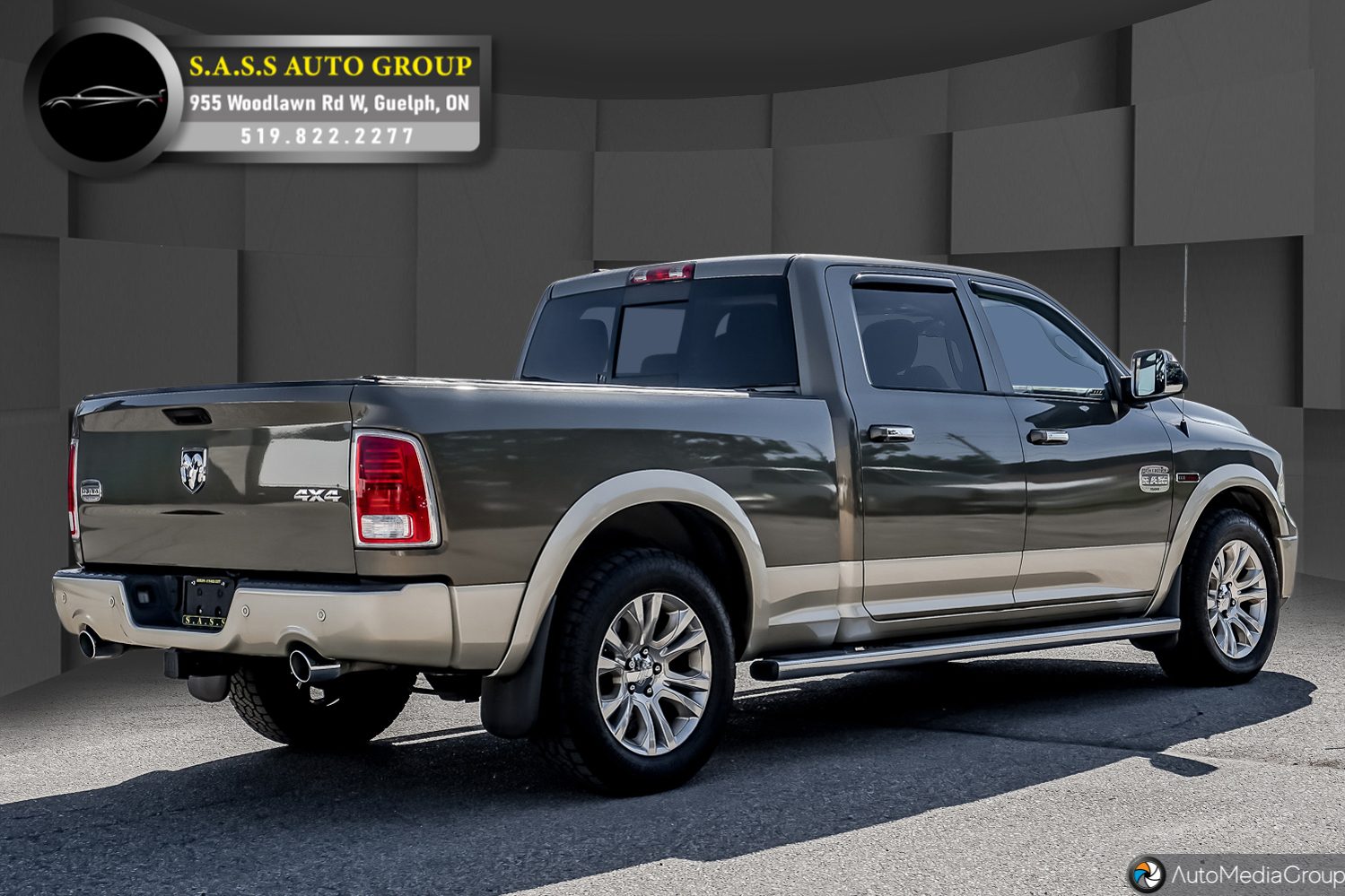 2015 RAM 1500 Longhorn photo 4